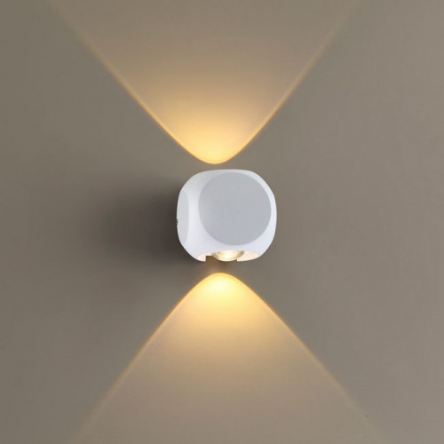 Светильник настенный 4221/4WL Odeon Light Белый