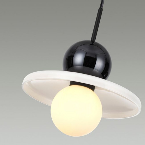 Светильник подвесной 5014/1D Odeon Light Черный/белый/белый матовый металл/стекло