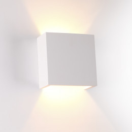 Светильник настенный 3883/1W Odeon Light Белый
