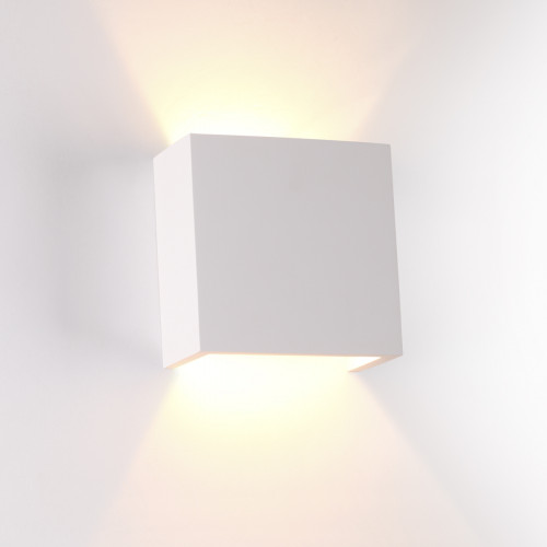Светильник настенный 3883/1W Odeon Light Белый